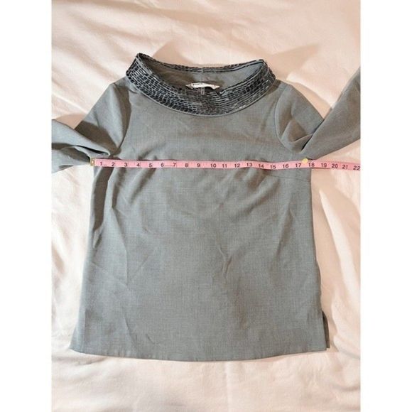 Trina Turk Women Heather Gray Embellished‎ Roll Neck Blouse | Missing Beads - Picture 8 of 10
